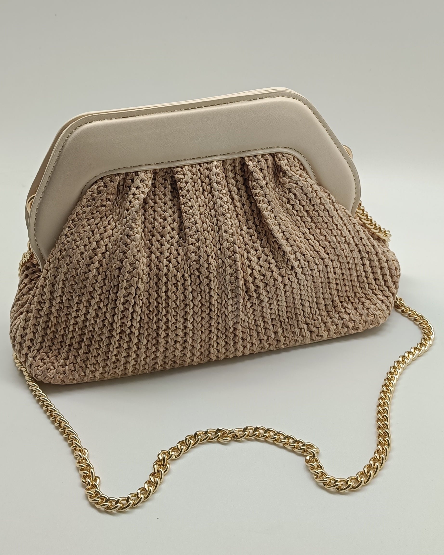 BORSA JUTA