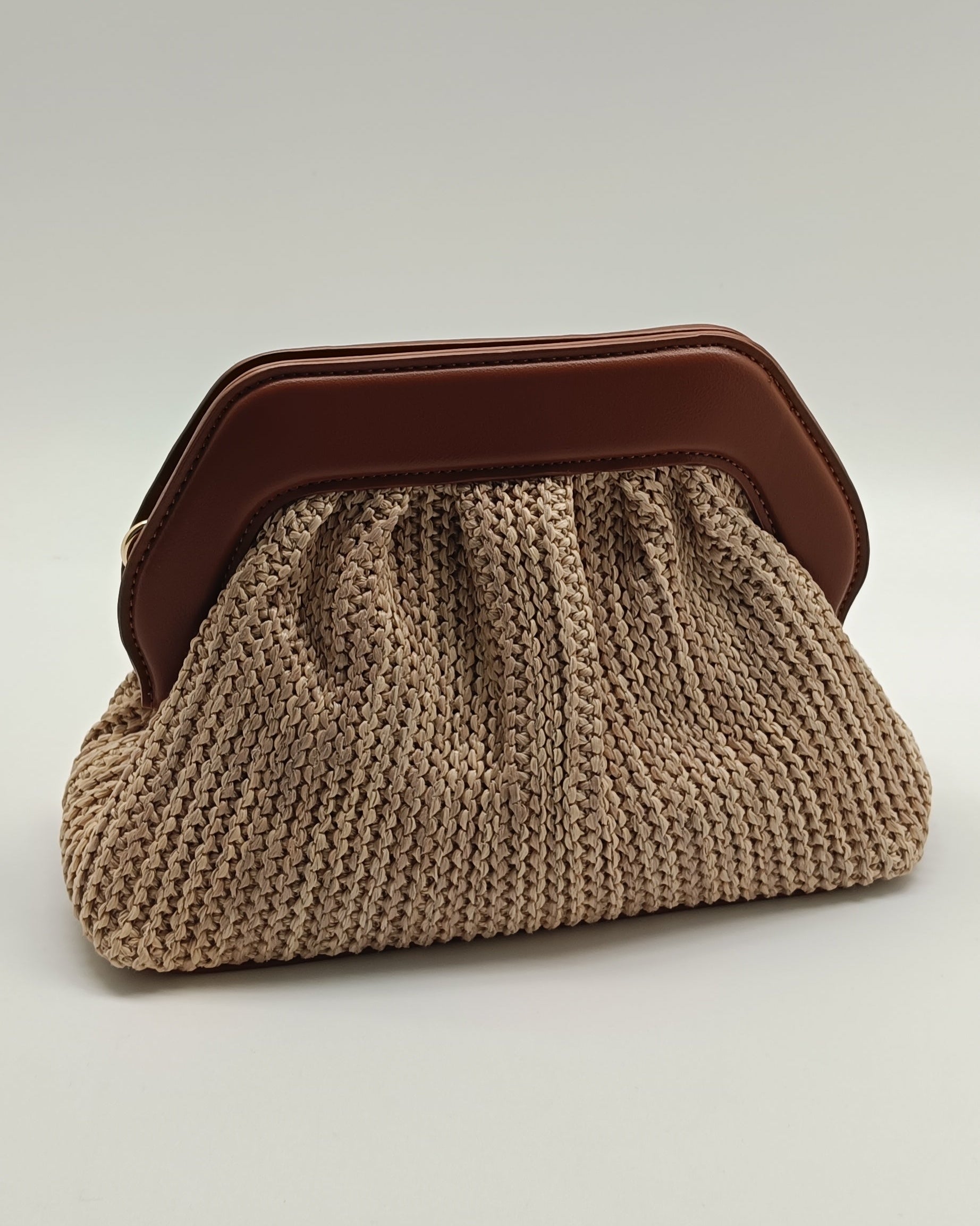 BORSA JUTA